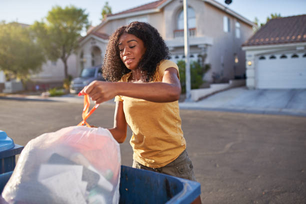 Best Construction Debris Removal  in Woodridge, IL